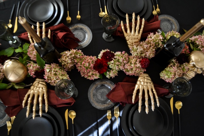 Unveiling the Magic: Benefits of a Halloween Tablescape