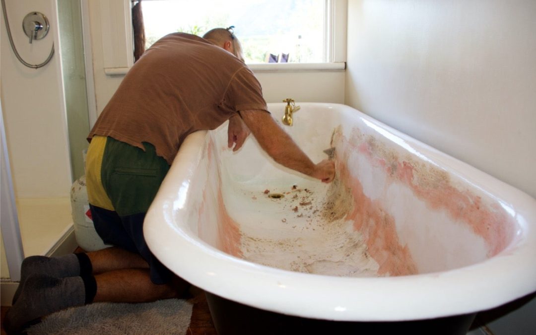 Benefits of Painting a Plastic Bathtub: Enhancing Aesthetics and Durability