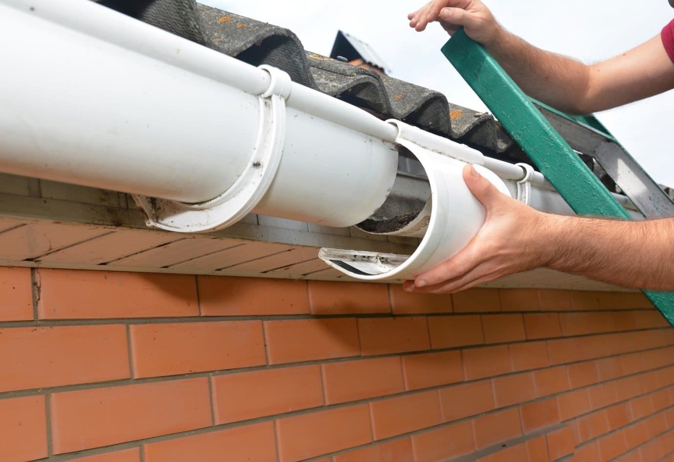 Everything You Need to Know About Bending Gutters