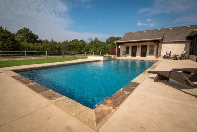Everything You Need to Know About Oklahoma Flagstone Pool Coping