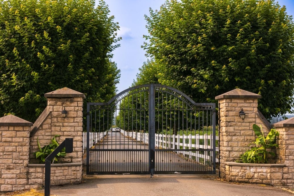 The Ultimate Guide to Gate Pillar Design and Construction: Top 7 Strategies