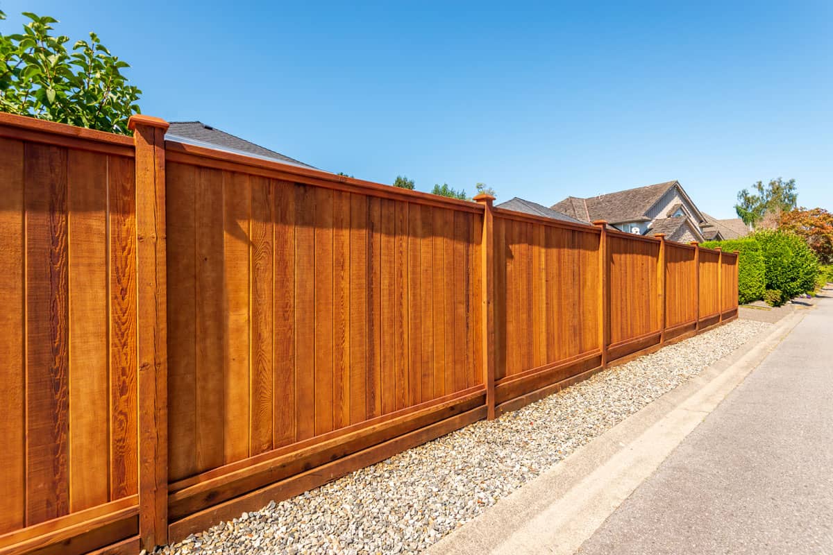 The Ultimate Guide to Leveling Your Fence